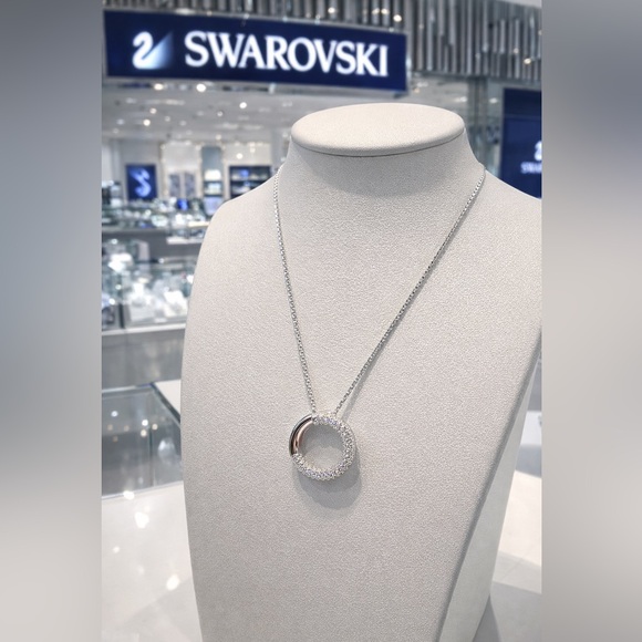 Swarovski Jewelry - Swarovski Dextera Pendant Necklace NWT